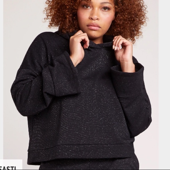 NWT BB Dakota Little Bit Extra Hooded Sweatshirt - Picture 2 of 7